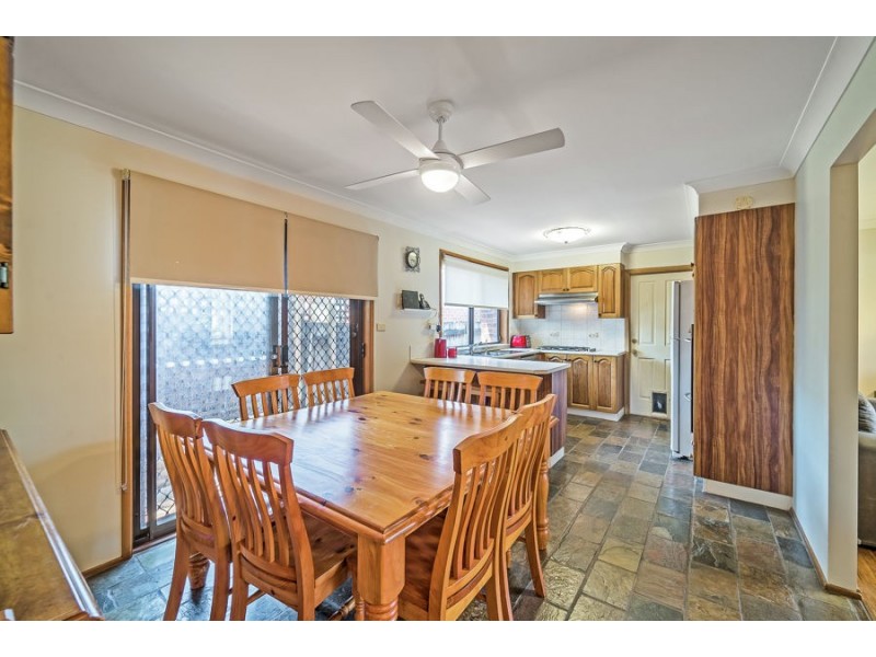 5 Oriole Street, Glenmore Park NSW 2745