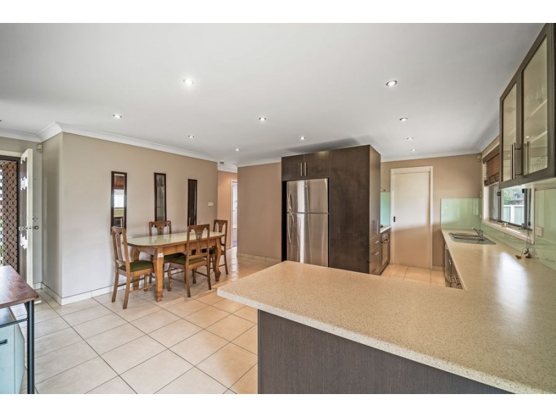 3 Pioneer Grove, Werrington Downs NSW 2747