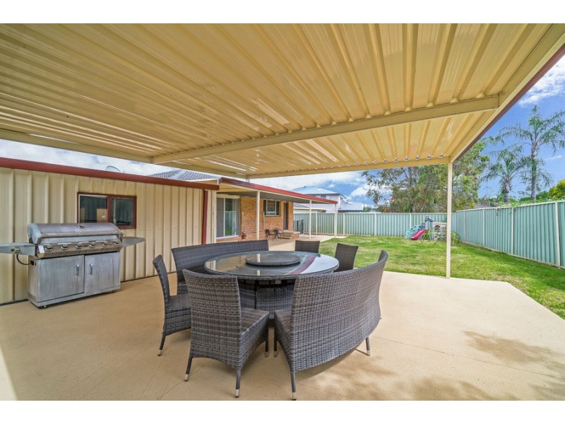 3 Pioneer Grove, Werrington Downs NSW 2747