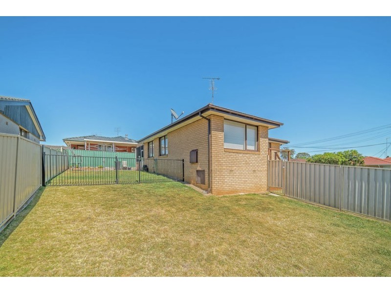 2 Inverness Road, South Penrith NSW 2750