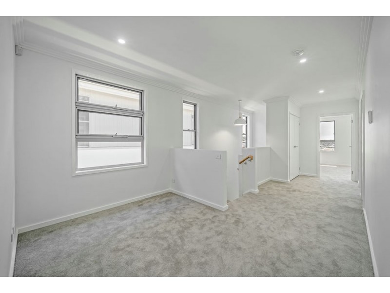 48 Forestwood Drive, Glenmore Park NSW 2745