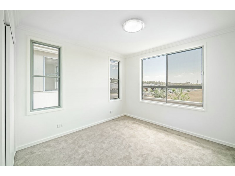 48 Forestwood Drive, Glenmore Park NSW 2745