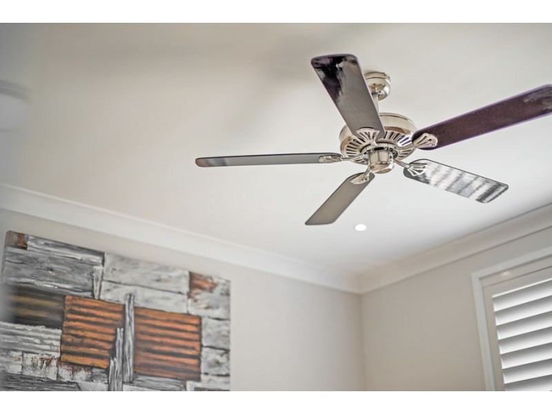 32 Kenneth Slessor Drive, Glenmore Park NSW 2745