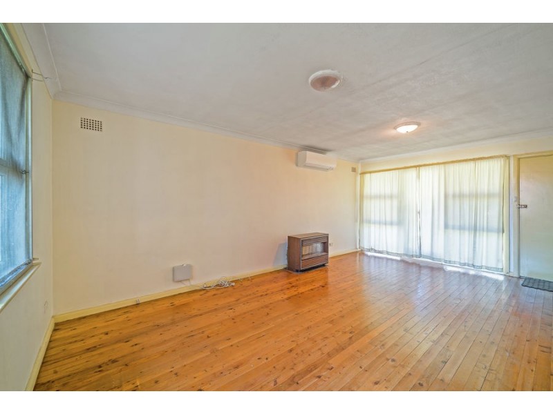 8 Chester Avenue, Cambridge Park NSW 2747