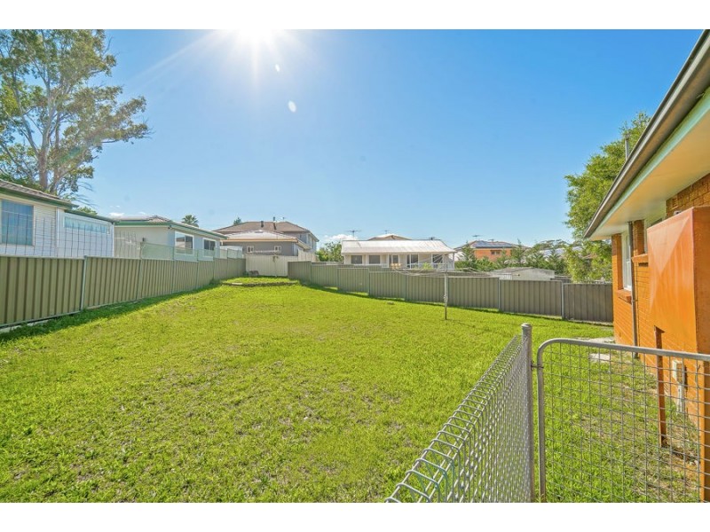 8 Chester Avenue, Cambridge Park NSW 2747