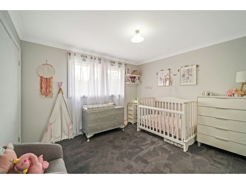 24 Windorra Avenue, Glenmore Park NSW 2745