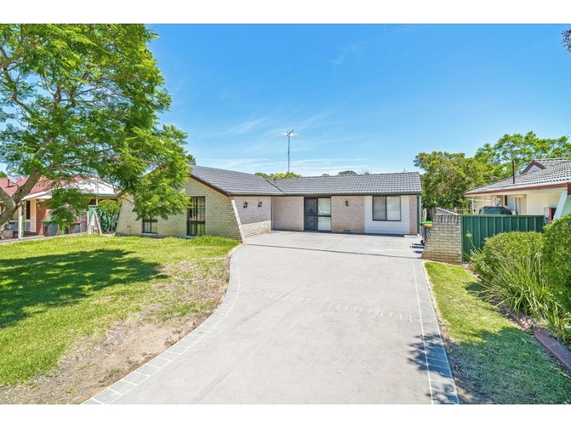133 Greenbank Dr, Werrington Downs NSW 2747