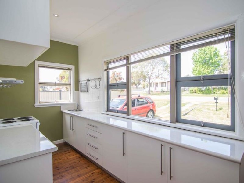 151 Oxford St, Cambridge Park NSW 2747