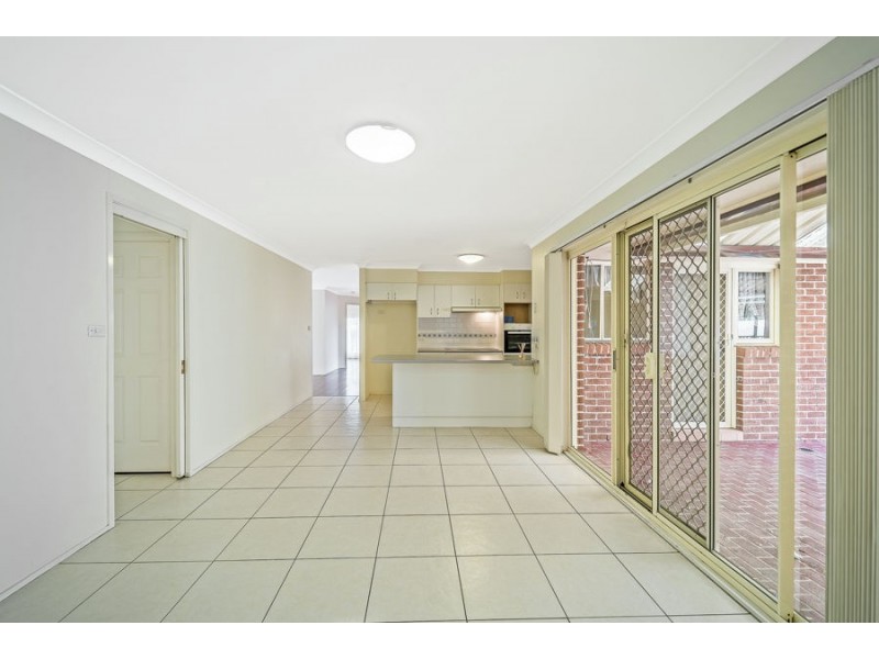 35 Bujan St, Glenmore Park NSW 2745