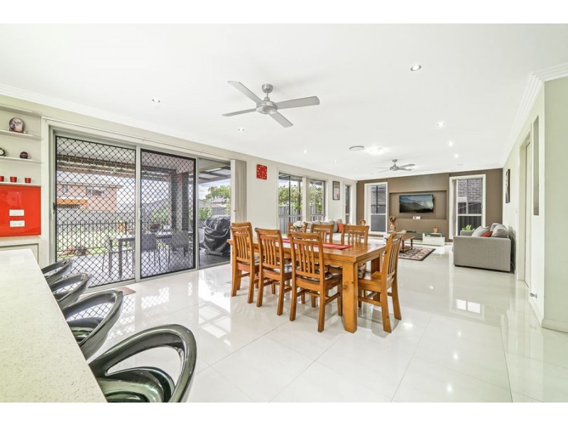 2 Rosecrea Court, Glenmore Park NSW 2745