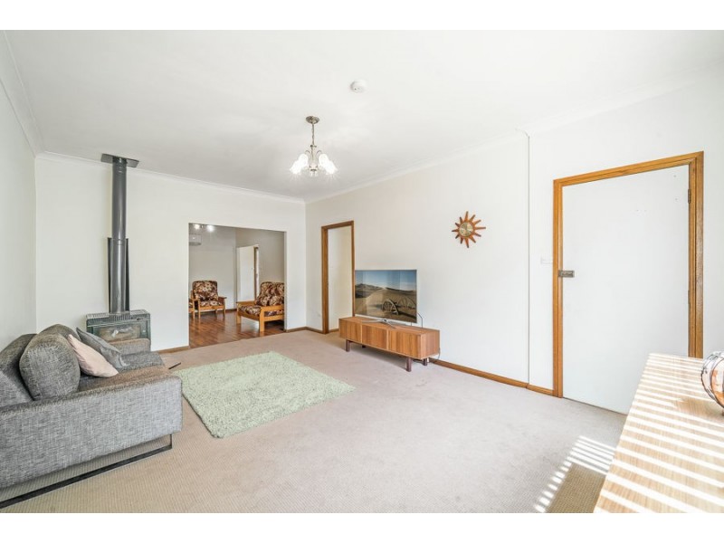 6 Nineteenth Street, Warragamba NSW 2752