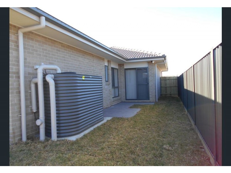 64 Nicholson Parade, Spring Farm NSW 2570