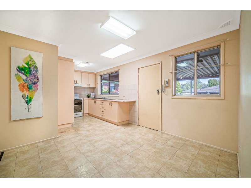 17 Berridale Avenue, South Penrith NSW 2750