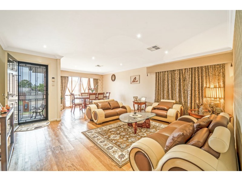 4 Michele Avenue, Cambridge Park NSW 2747