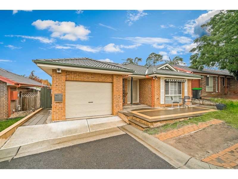 98 Goldmark Crescent, Cranebrook NSW 2749