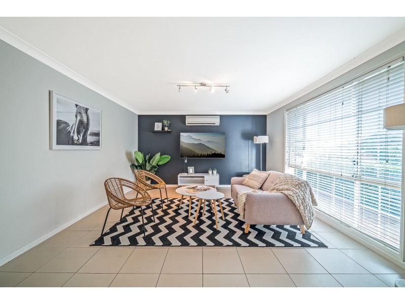 13 Woodi Close, Glenmore Park NSW 2745