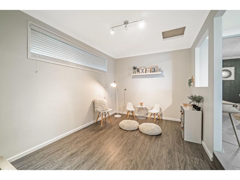 13 Woodi Close, Glenmore Park NSW 2745