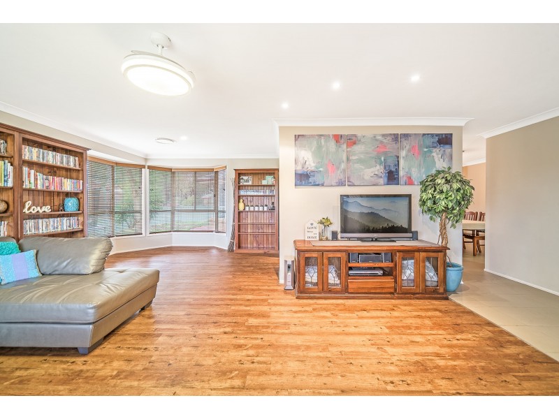 10 Kanina Place, Cranebrook NSW 2749