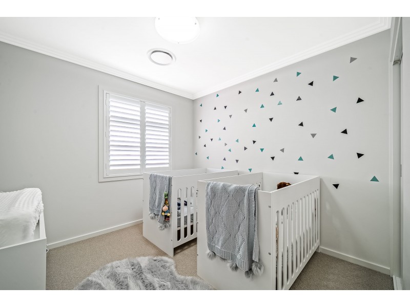 33 Aspect Cres, Glenmore Park NSW 2745