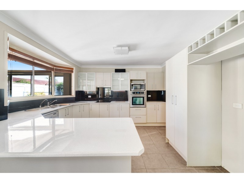 15 Vivaldi Crescent, Claremont Meadows NSW 2747