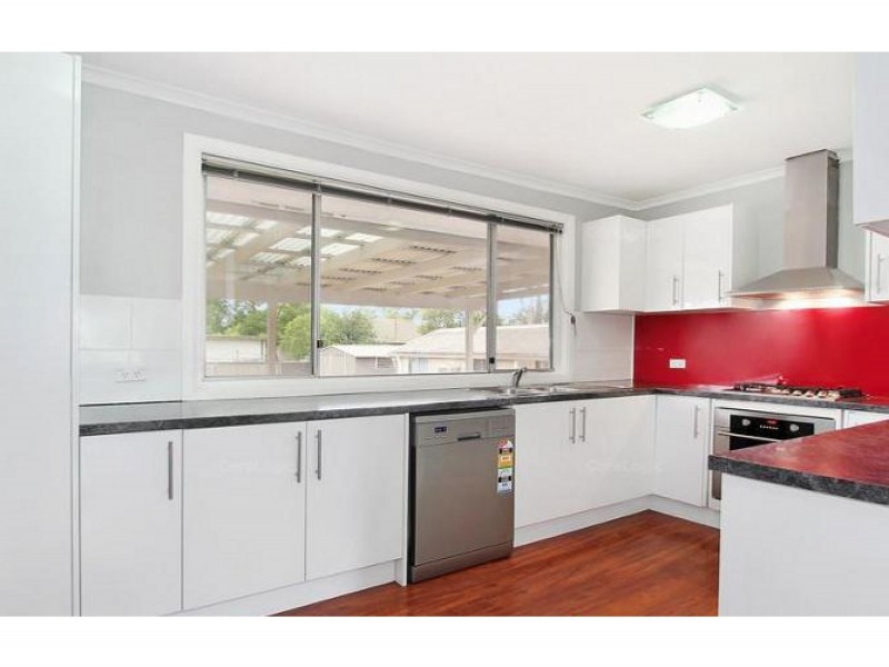 7 Tabali St, Whalan NSW 2770