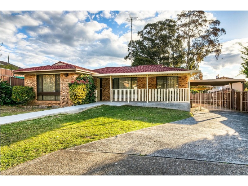 6 Whitbeck Place, Cranebrook NSW 2749