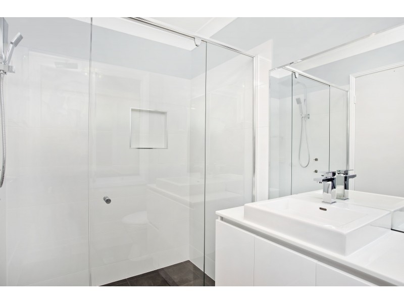 17 Regentville Road, Glenmore Park NSW 2745