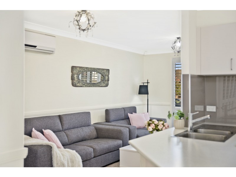 58 Woodlands Drive, Glenmore Park NSW 2745