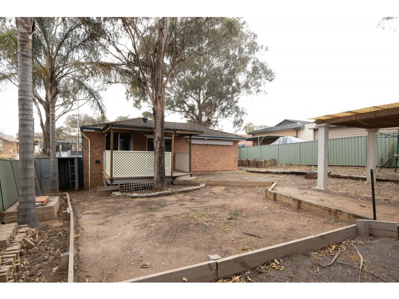 9 Pendock Road, Cranebrook NSW 2749