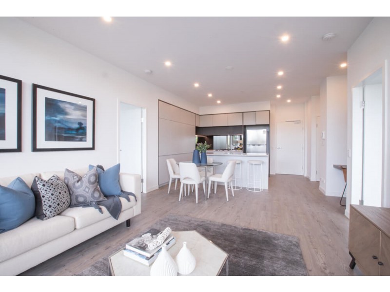 308/10 Aviators Way, Penrith NSW 2750