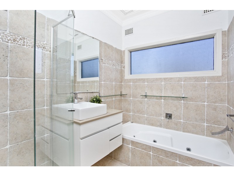 2 Darling Street, Penrith NSW 2750