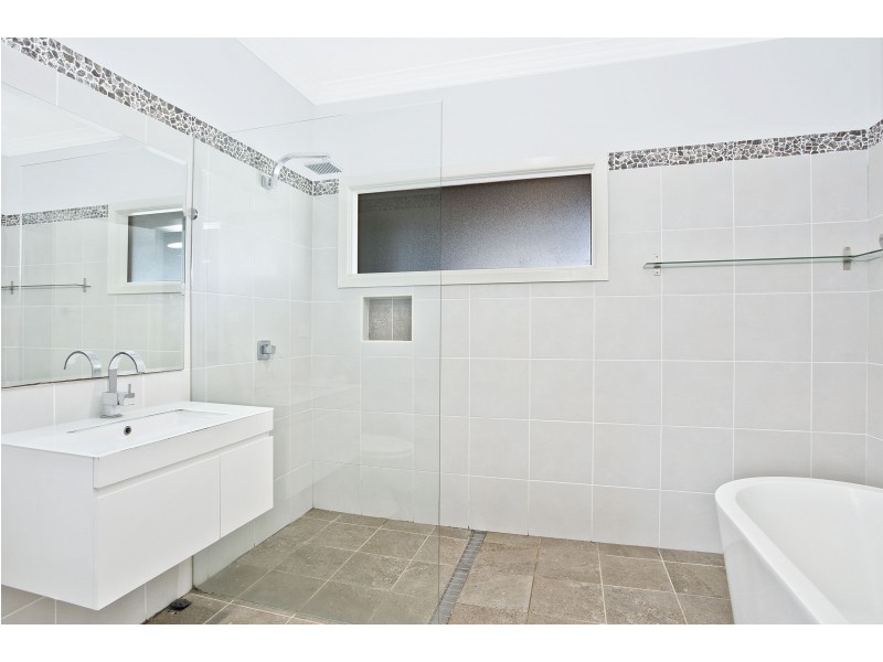 2 Darling Street, Penrith NSW 2750