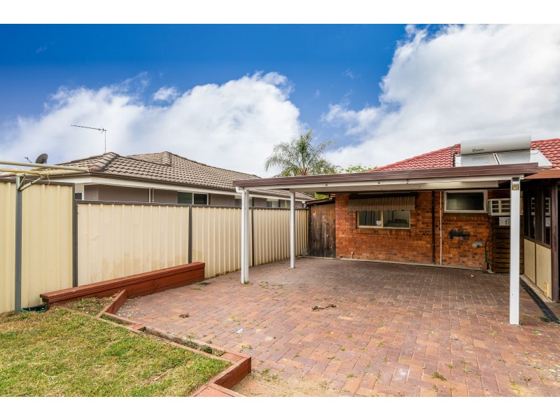 25 Madigan Drive, Werrington County NSW 2747