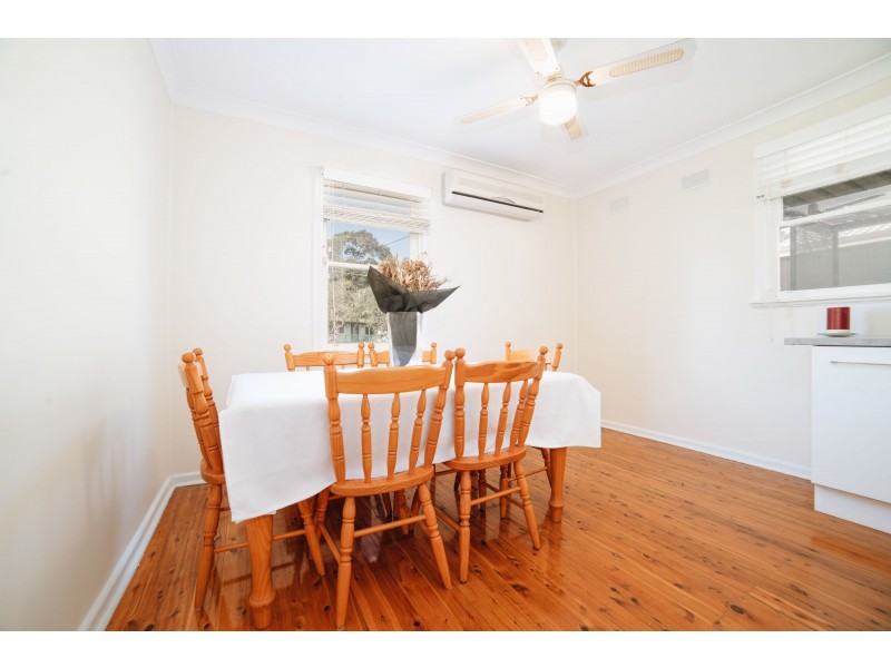 8 Saipan Avenue, Lethbridge Park NSW 2770