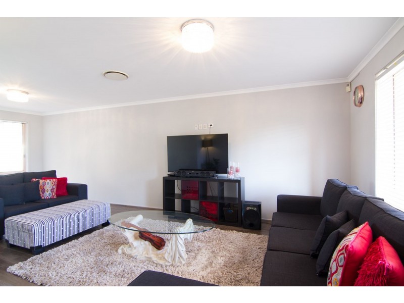 75 Goldmark Crescent, Cranebrook NSW 2749