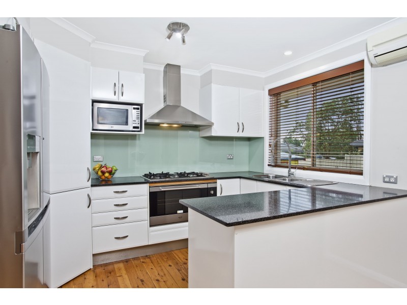 8 Fallowfield Court, Werrington Downs NSW 2747