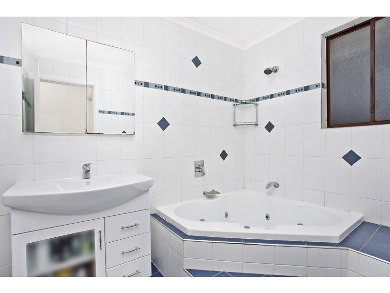 8 Fallowfield Court, Werrington Downs NSW 2747