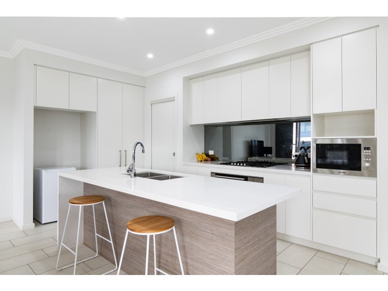 95 Bradley Street, Glenmore Park NSW 2745