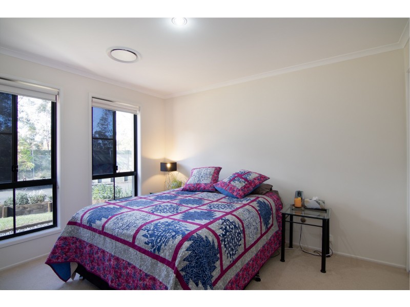 17 Nindi Crescent, Glenmore Park NSW 2745