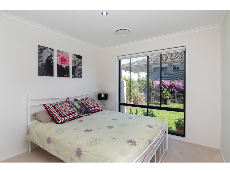 17 Nindi Crescent, Glenmore Park NSW 2745