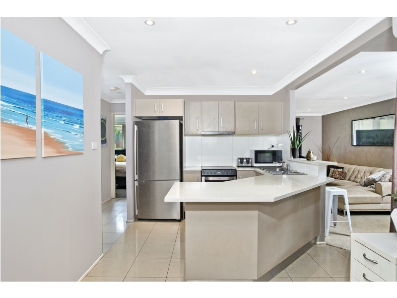 16 Pardalote Place, Glenmore Park NSW 2745