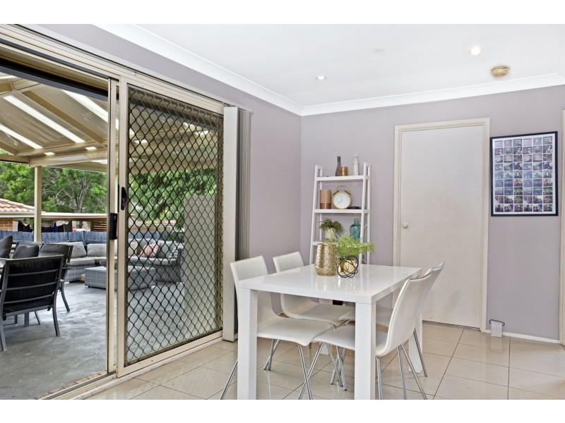 16 Pardalote Place, Glenmore Park NSW 2745