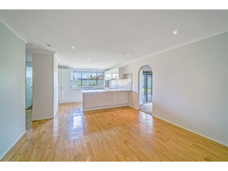 5 Marsh Place, Cranebrook NSW 2749