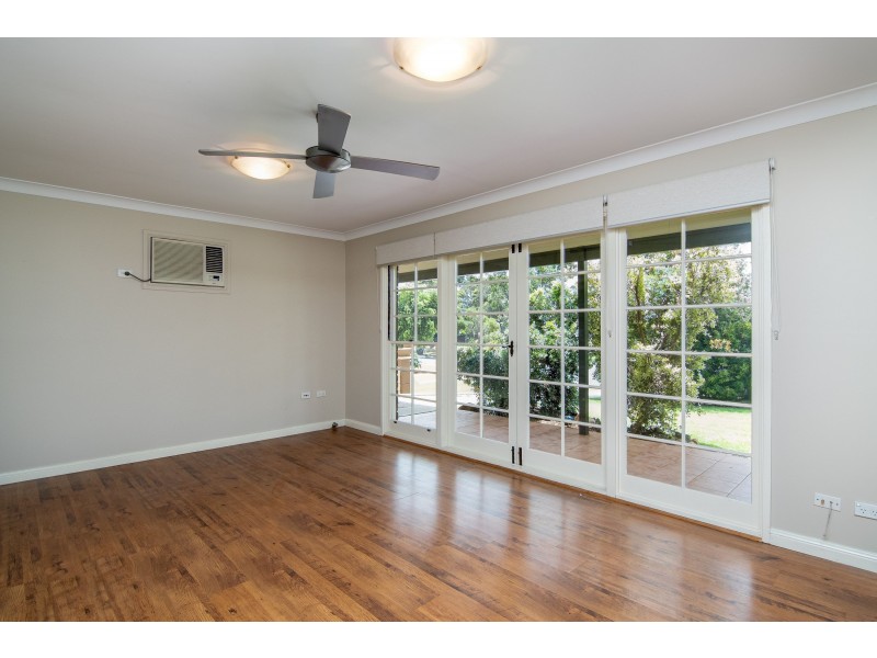 10 Desborough Road, Colyton NSW 2760