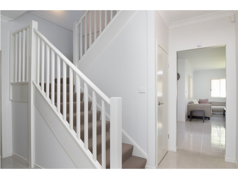 5 Mountainview Cres, Penrith NSW 2750