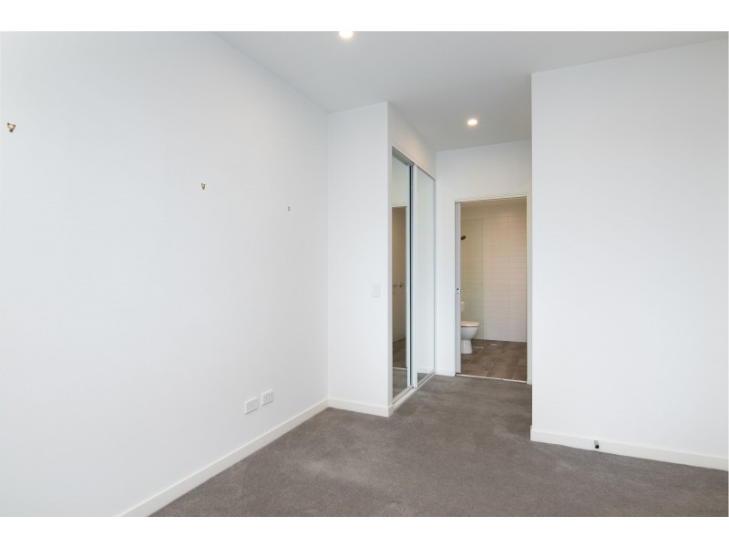 A907/81 Lord Sheffield Circuit, Penrith NSW 2750