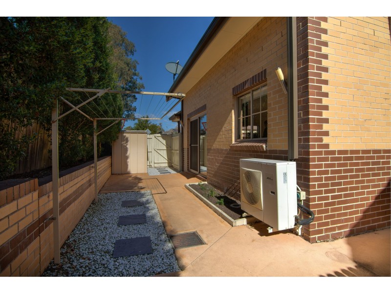 9/9 Barlow St, Cambridge Park NSW 2747