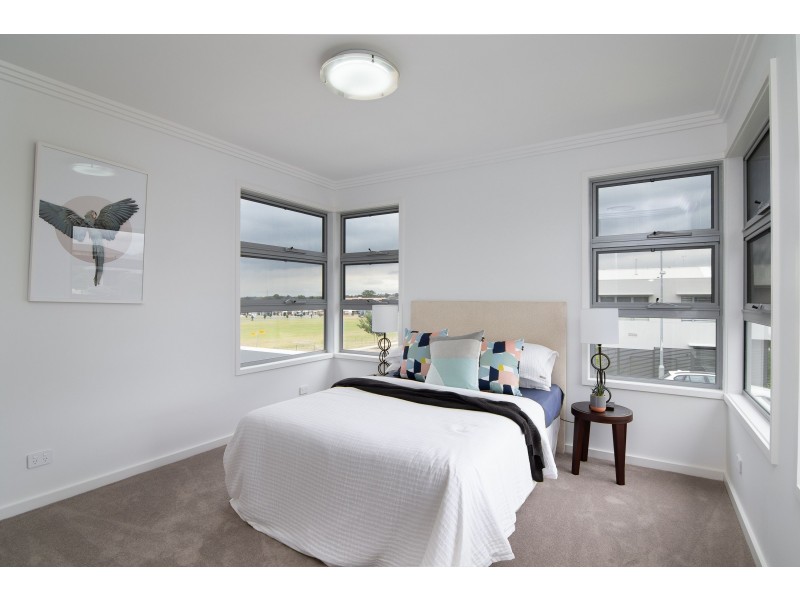 54 Forestwood Drive, Glenmore Park NSW 2745