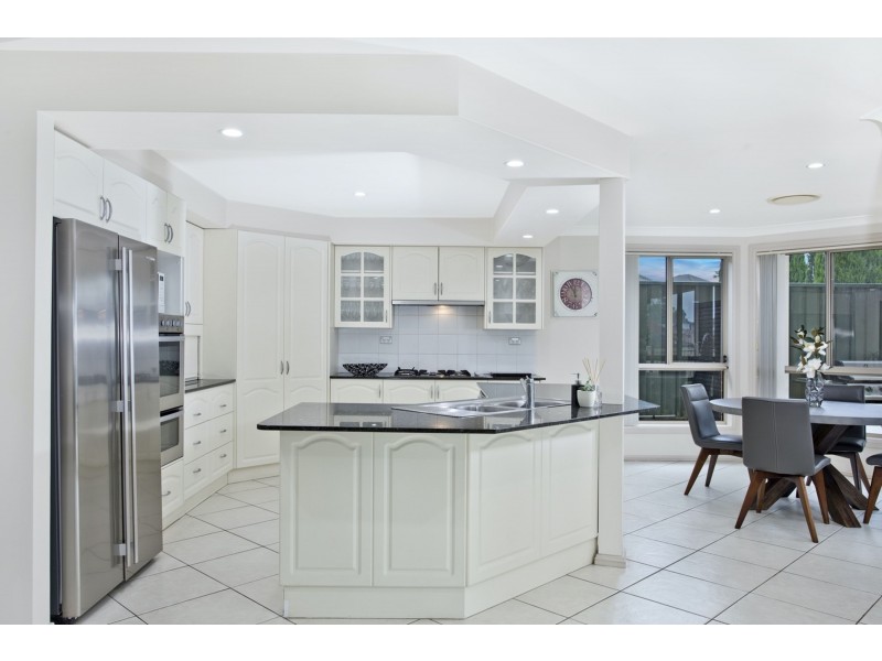 7 Branksome Way, Glenmore Park NSW 2745