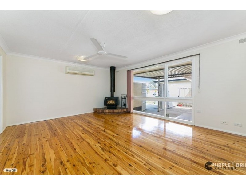 5 Michele Ave, Cambridge Park NSW 2747